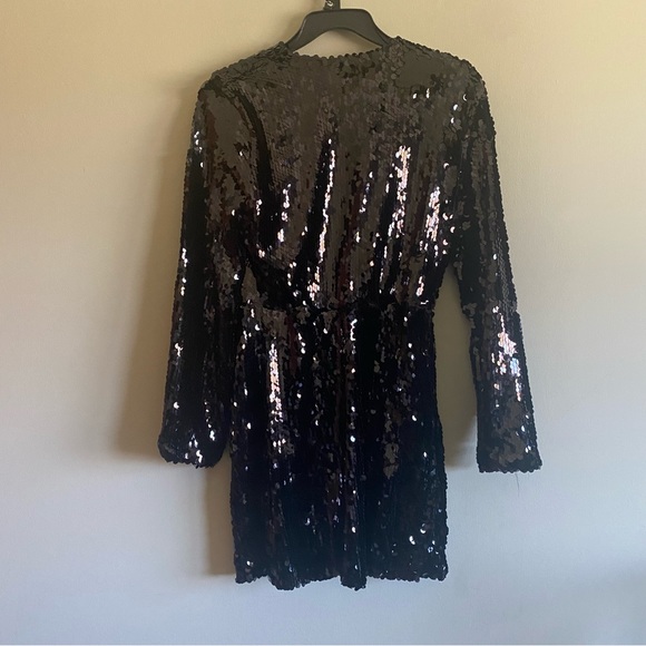 Zara Black Sequin Dress with Floral Applique Detail - Great New Year’s Eve Dress - Picture 8 of 14